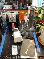 MaxSold Auction: Chefman & Calphalon Kitchen Appliances Lot: Air Fryer, Blender - Baltimore (Maryland, USA) PARTNER MANAGED Estate Sale Online Auction - Ken Oak Road