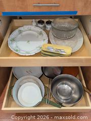 MaxSold Auction: Heavy Nacco Pot, Hall Pasta Bowl, More - Baltimore (Maryland, USA) PARTNER MANAGED Estate Sale Online Auction - Ken Oak Road