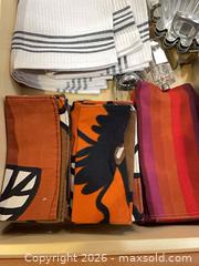 MaxSold Auction: Kitchen Utensils, Linens & Bakeware Assortment - Baltimore (Maryland, USA) PARTNER MANAGED Estate Sale Online Auction - Ken Oak Road