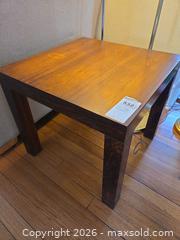 MaxSold Auction: Modern/Contemporary End Table 20" W x 20" D x 18" H - Baltimore (Maryland, USA) PARTNER MANAGED Estate Sale Online Auction - Ken Oak Road