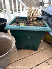 MaxSold Auction: Planters - Baltimore (Maryland, USA) PARTNER MANAGED Estate Sale Online Auction - Ken Oak Road