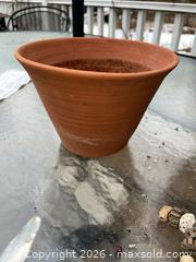 MaxSold Auction: Pottery  - Baltimore (Maryland, USA) PARTNER MANAGED Estate Sale Online Auction - Ken Oak Road