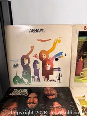 MaxSold Auction: Vinyl records  - Lower Moreland Township (Pennsylvania, USA) SELLER MANAGED Downsizing Online Auction - Huntingdon Pike