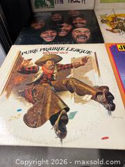 MaxSold Auction: Vinyl records  - Lower Moreland Township (Pennsylvania, USA) SELLER MANAGED Downsizing Online Auction - Huntingdon Pike