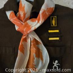 MaxSold Auction: 1980S GIRL GUIDES UNIFORM - Toronto (Ontario, Canada) SELLER MANAGED Downsizing Online Auction - Street Edmunds Drive