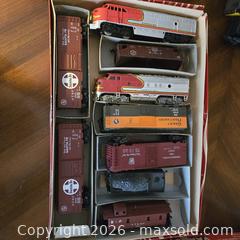 MaxSold Auction: HO SCALE MIXED LOCOMOTIVES CARS AND TRACKS - Toronto (Ontario, Canada) SELLER MANAGED Downsizing Online Auction - St Edmunds Drive