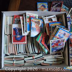 MaxSold Auction: LARGE LOT OF SPORTS TRADING CARDS - Toronto (Ontario, Canada) SELLER MANAGED Downsizing Online Auction - St Edmunds Drive