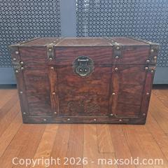 MaxSold Auction: RUSTIC WOODEN CHEST - Toronto (Ontario, Canada) SELLER MANAGED Downsizing Online Auction - St Edmunds Drive