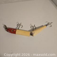 MaxSold Auction: VINTAGE FISHING LURE - Toronto (Ontario, Canada) SELLER MANAGED Downsizing Online Auction - St Edmunds Drive