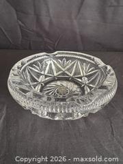 MaxSold Auction: Crystal Ashtray - Esquimalt (British Columbia, Canada) PARTNER MANAGED Reseller Online Auction -  Lampson Street