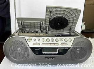 MaxSold Auction: CD Radio Cassette-Corder - Ottawa (Ontario, Canada) SELLER MANAGED Estate Sale Online Auction - Hot Springs Way