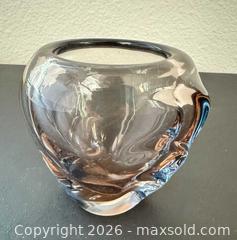 MaxSold Auction: Beautiful Art Glass Vase - Los Angeles (California, USA) PARTNER MANAGED Estate Sale Online Auction - Shoup Avenue (CONDO)