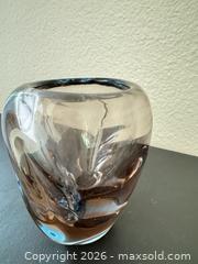MaxSold Auction: Beautiful Art Glass Vase - Los Angeles (California, USA) PARTNER MANAGED Estate Sale Online Auction - Shoup Avenue (CONDO)