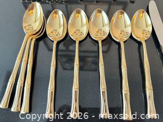 MaxSold Auction: Oxford Hall Stainless Japan Silverware Set  - Los Angeles (California, USA) PARTNER MANAGED Estate Sale Online Auction - Shoup Avenue (CONDO)