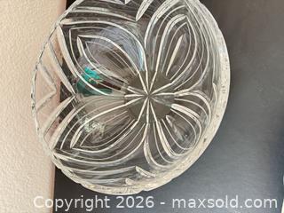 MaxSold Auction: Two Crystal Bowls - Los Angeles (California, USA) PARTNER MANAGED Estate Sale Online Auction - Shoup Avenue (CONDO)