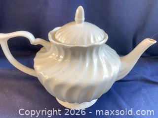 MaxSold Auction: VTG White Porcelain Teapot & Deviled Egg Dish - Los Angeles (California, USA) PARTNER MANAGED Estate Sale Online Auction - Shoup Avenue (CONDO)
