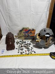 MaxSold Auction: 1990's Star Wars Galoob Micro Machine Lot Action Figures And Playsets  - Ottawa (Ontario, Canada) SELLER MANAGED Downsizing Online Auction - Prince Albert Street