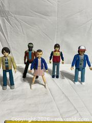 MaxSold Auction: Stranger Things Action Figures TV Show Netflix - Ottawa (Ontario, Canada) SELLER MANAGED Downsizing Online Auction - Prince Albert Street