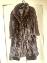 MaxSold Auction: Chocolate Mink Fur Coat, Full-Length, Size Medium - Surrey (British Columbia, Canada) SELLER MANAGED Estate Sale Online Auction - 72 Avenue
