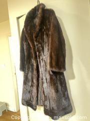 MaxSold Auction: Chocolate Mink Fur Coat, Full-Length, Size Medium - Surrey (British Columbia, Canada) SELLER MANAGED Estate Sale Online Auction - 72 Avenue