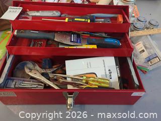MaxSold Auction: Assorted Toolbox, Tool Chest and Hand Tools - Saanich (British Columbia, Canada) PARTNER MANAGED Moving Online Auction - Marsett Place (CONDO)