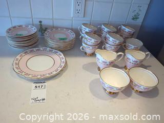 MaxSold Auction: Clare Bone China Tea and Dinner Set, Pink Floral Band & Gold Trim - Saanich (British Columbia, Canada) PARTNER MANAGED Moving Online Auction - Marsett Place (CONDO)