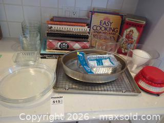 MaxSold Auction: Mixed Kitchenware & Bakeware  - Saanich (British Columbia, Canada) PARTNER MANAGED Moving Online Auction - Marsett Place (CONDO)