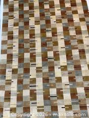 MaxSold Auction: Nepali RUG? - Toronto (Ontario, Canada) PARTNER MANAGED Reseller Online Auction - Davenport Road