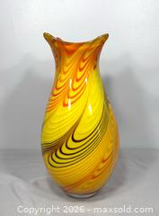 MaxSold Auction: Large Murano Style Art Glass Vase 11.5” - Newmarket (Ontario, Canada) SELLER MANAGED Reseller Online Auction - Lundys Lane