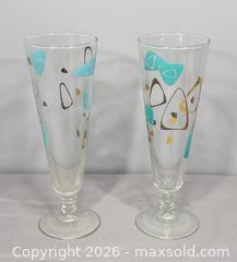 MaxSold Auction: Pair of Vintage Mid Century Federal Glass Atomic Amoeba Pilsner Glasses - Newmarket (Ontario, Canada) SELLER MANAGED Reseller Online Auction - Lundys Lane