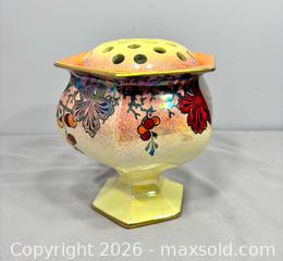 MaxSold Auction: Rare Vintage 1930s Art Deco Crown Ducal Peach Lustre Flower Frog Vase - Newmarket (Ontario, Canada) SELLER MANAGED Reseller Online Auction - Lundys Lane