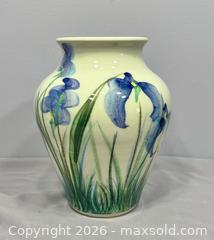 MaxSold Auction: Vintage 1991 Beth Barry Signed Studio Pottery Vase - Canadian Listed Artist - Newmarket (Ontario, Canada) SELLER MANAGED Reseller Online Auction - Lundys Lane