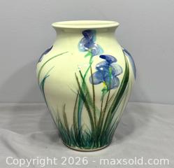 MaxSold Auction: Vintage 1991 Beth Barry Signed Studio Pottery Vase - Canadian Listed Artist - Newmarket (Ontario, Canada) SELLER MANAGED Reseller Online Auction - Lundys Lane