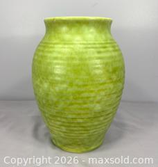 MaxSold Auction: Vintage Art Deco Wood & Sons Burslem England Pottery Vase  - Newmarket (Ontario, Canada) SELLER MANAGED Reseller Online Auction - Lundys Lane