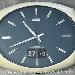 MaxSold Auction: Vintage Caravelle Watch Face Design Wall Clock - Newmarket (Ontario, Canada) SELLER MANAGED Reseller Online Auction - Lundys Lane