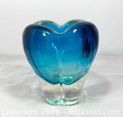MaxSold Auction: Vintage Mid Century Whitefriars Glass Molar Vase Design by William Wilson - Newmarket (Ontario, Canada) SELLER MANAGED Reseller Online Auction - Lundys Lane