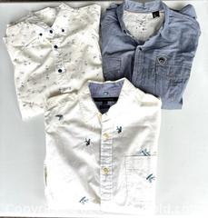 MaxSold Auction: Men’s Casual Shirts Sz M  - Newmarket (Ontario, Canada) SELLER MANAGED Reseller Online Auction - Silken Laumann Drive