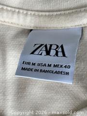 MaxSold Auction: Men’s Cotton Long Sleeve Pullovers Sz M - Newmarket (Ontario, Canada) SELLER MANAGED Reseller Online Auction - Silken Laumann Drive