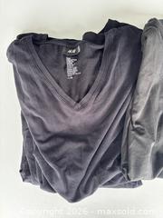 MaxSold Auction: Men’s Cotton V-Neck Short Sleeve Shirts Sz L Black - Newmarket (Ontario, Canada) SELLER MANAGED Reseller Online Auction - Silken Laumann Drive