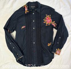 MaxSold Auction: Men’s Guess Floral Pattern Dress Shirt - Newmarket (Ontario, Canada) SELLER MANAGED Reseller Online Auction - Silken Laumann Drive