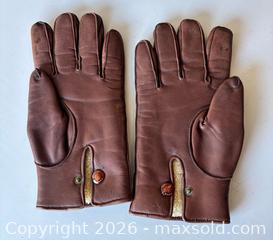 MaxSold Auction: Men’s Leather Sherpa Lined Gloves Made in England Sz L - Newmarket (Ontario, Canada) SELLER MANAGED Reseller Online Auction - Silken Laumann Drive