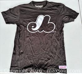 MaxSold Auction: Mitchell & Ness Montreal Expos T-shirt Sz M - Newmarket (Ontario, Canada) SELLER MANAGED Reseller Online Auction - Silken Laumann Drive