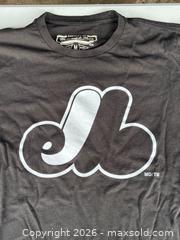 MaxSold Auction: Mitchell & Ness Montreal Expos T-shirt Sz M - Newmarket (Ontario, Canada) SELLER MANAGED Reseller Online Auction - Silken Laumann Drive