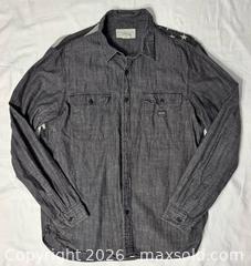 MaxSold Auction: Ralph Lauren Denim and Supply Men’s USA Flag Shirt Sz L - Newmarket (Ontario, Canada) SELLER MANAGED Reseller Online Auction - Silken Laumann Drive