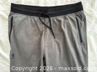MaxSold Auction: Under Armour Coldgear Loose Men’s Jogger Sweatpants Fleece Sz L - Newmarket (Ontario, Canada) SELLER MANAGED Reseller Online Auction - Silken Laumann Drive