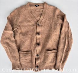 MaxSold Auction: Uniqlo Men’s Wool Cardigan Sz M - Newmarket (Ontario, Canada) SELLER MANAGED Reseller Online Auction - Silken Laumann Drive