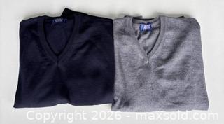 MaxSold Auction: Valentino Marini Men’s V-Neck Wool Sweaters Sz M - Newmarket (Ontario, Canada) SELLER MANAGED Reseller Online Auction - Silken Laumann Drive