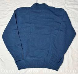 MaxSold Auction: Vintage Italian Men’s Acrylic Knit Sweater Sz L - Newmarket (Ontario, Canada) SELLER MANAGED Reseller Online Auction - Silken Laumann Drive