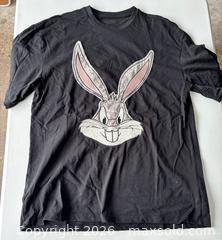MaxSold Auction: Vintage Men’s Bugs Bunny T-Shirt Sz M - Newmarket (Ontario, Canada) SELLER MANAGED Reseller Online Auction - Silken Laumann Drive