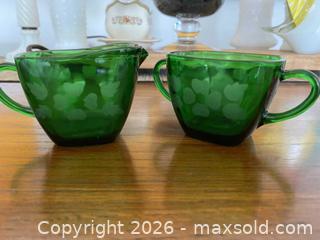 MaxSold Auction: 5pc Vintage Coloured Glass Serving Lot – Hazel Atlas & Anchor Hocking - Oshawa (Ontario, Canada) SELLER MANAGED Downsizing Online Auction - Arthur Street Arthur